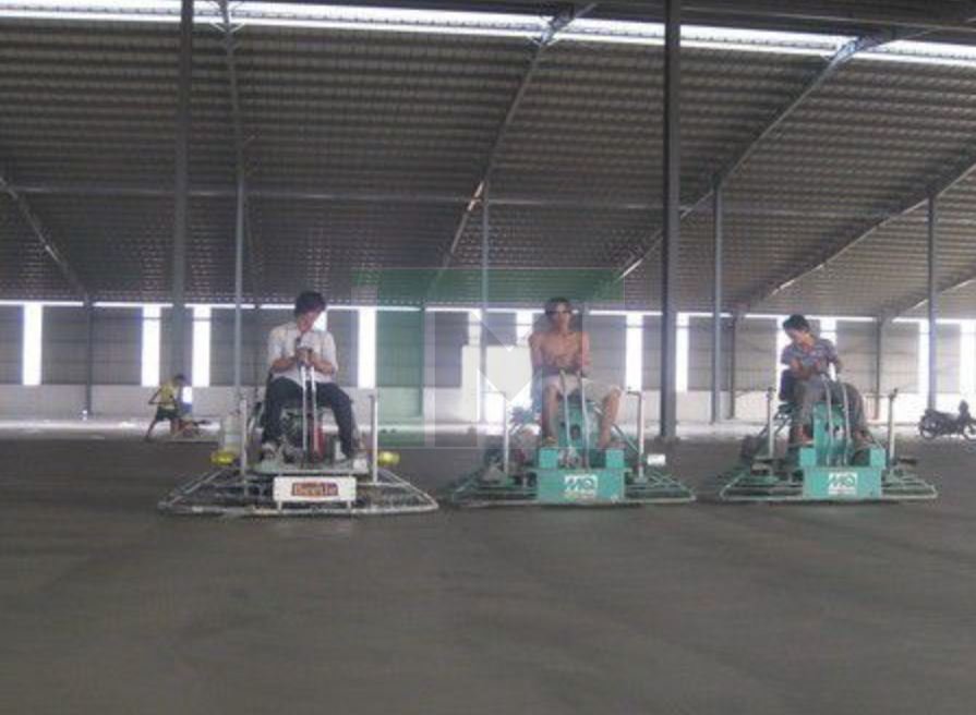 Xoa mặt bê tông Hà Nội sau khi đổ 0986015430 3 Xoa mặt bê tông Hà Nội 2